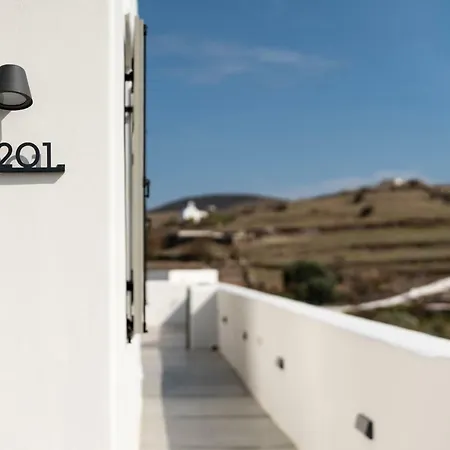 Chora Hotel