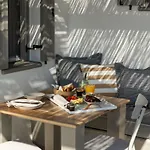 Chora Adults Only 2* Kitnos