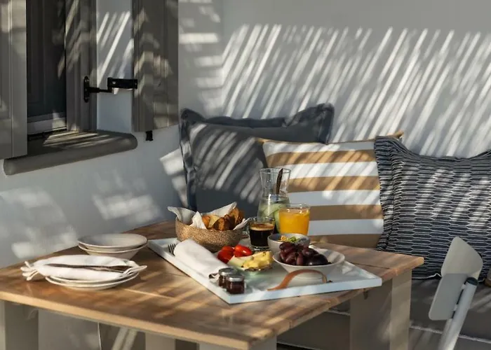 Chora Adults Only 2* Kythnos